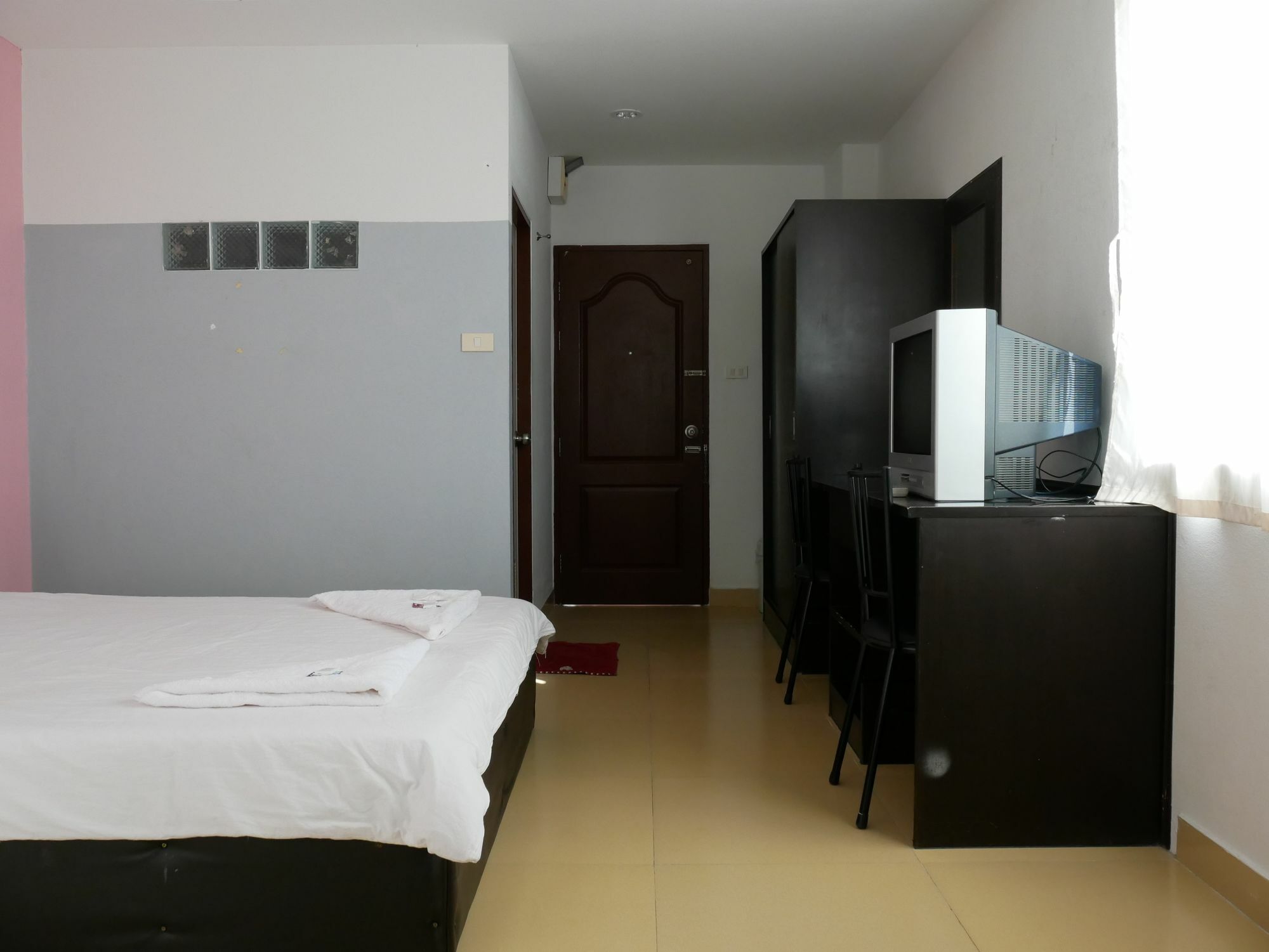 Siriwan Grand Garden Apartment Khonken Kültér fotó